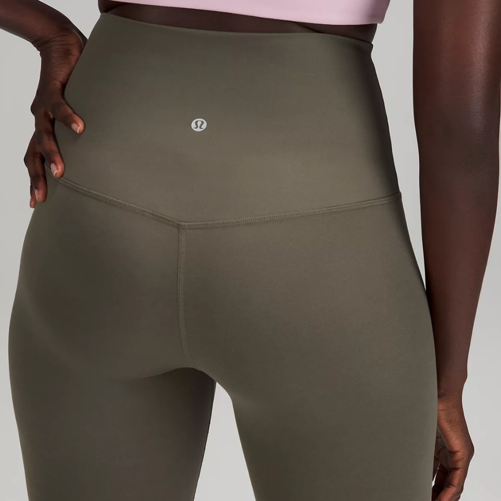 lululemon align leggings 🤍 - Picture 4 of 4